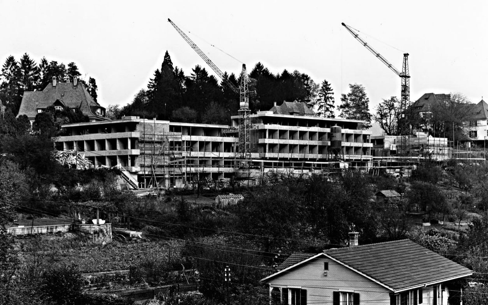 Umnutzung Domino – Vom Pflegeheim zum genossenschaftlichen Wohnensemble